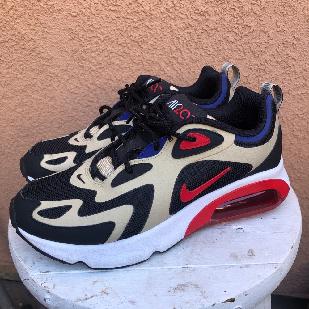 Nike Air Max 200 Team Gold Shoes Men 7/Women 8.5
